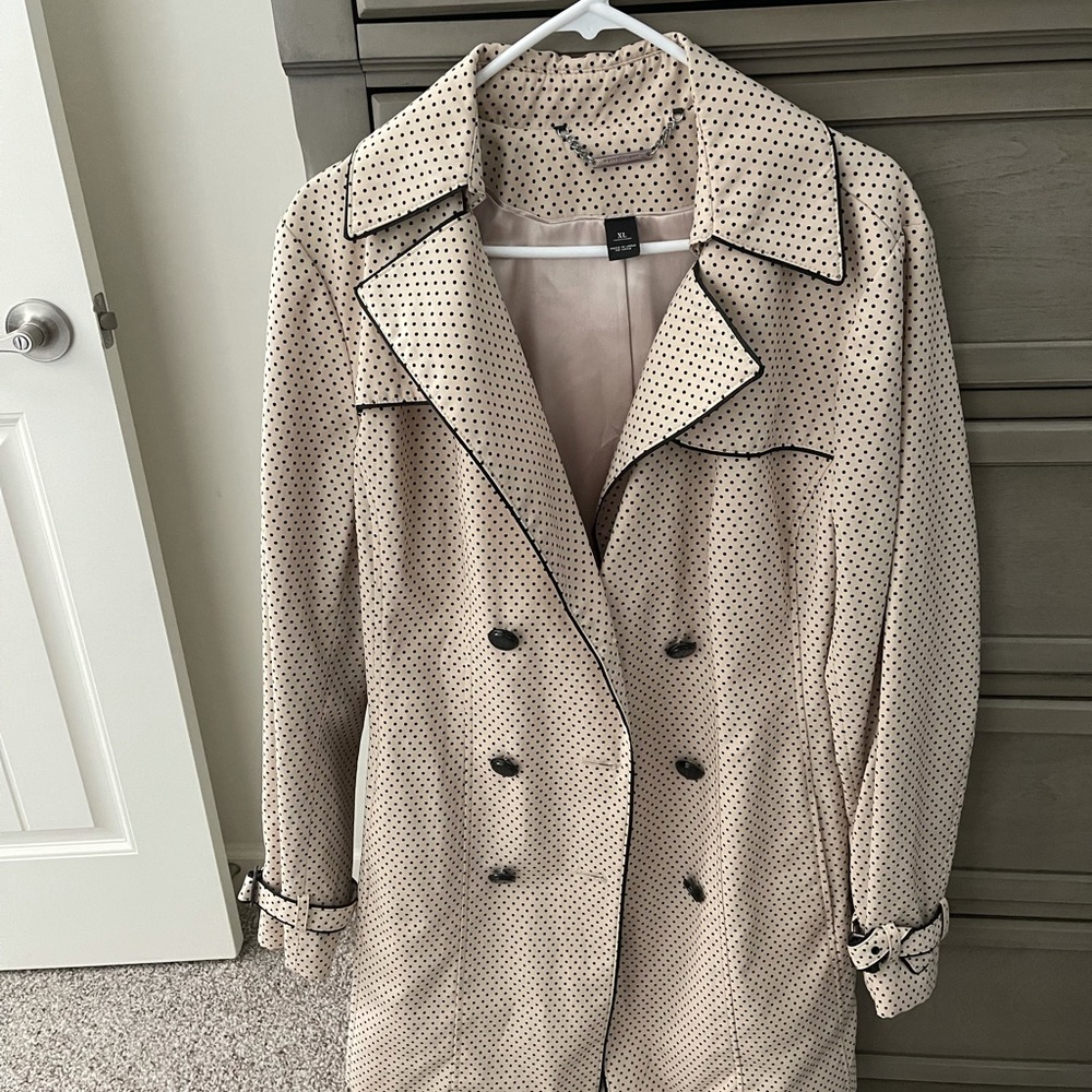 COPY - Tan/blk polka dot White House Black Market trench